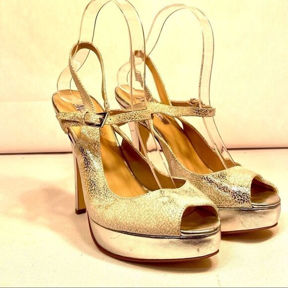 WHITE AND SILVER ANKLE STRAP w PEEP TOE 5” SILVER SPIKE HEELS SIZE 8.5 by INC - Picture 2 of 5